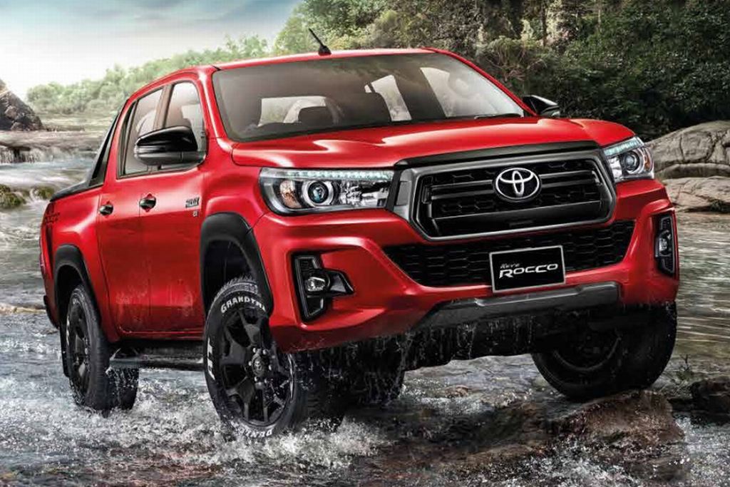 Đánh giá nhanh Toyota HILUX 2018 bản 24E giá 695 triệu đồng  Xedoisongvn   YouTube